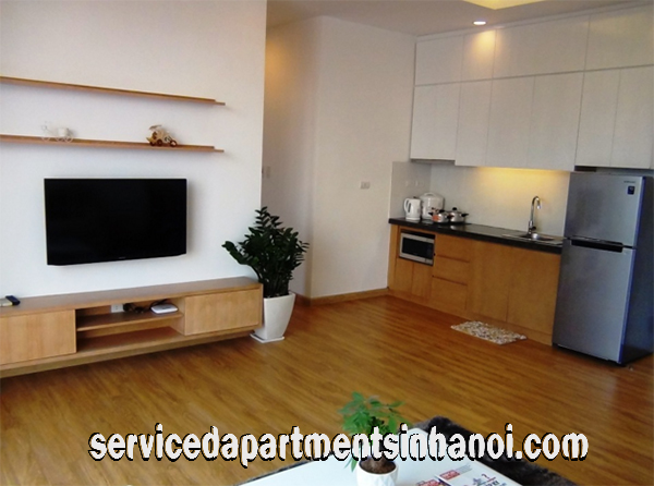 Cho thuê căn hộ dịch vụ 1 ngủ tại Kim Mã 8