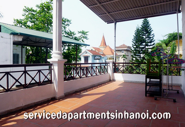 Biệt thự lớn với 4 phòng ngủ cho thuê gần hồ Tây, quận Tây Hồ 5