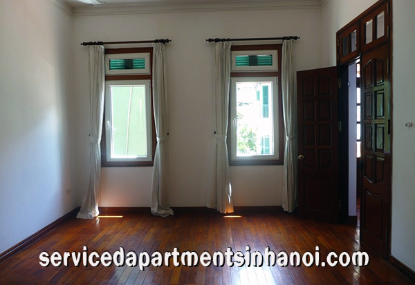 Biệt thự mang lối kiến trúc Pháp với 4 phòng ngủ cho thuê gần hồ Tây, quận Tây Hồ. 7