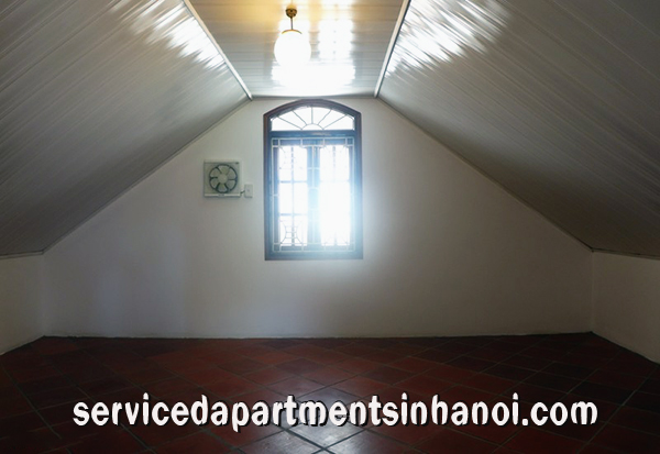 Biệt thự mang lối kiến trúc Pháp với 4 phòng ngủ cho thuê gần hồ Tây, quận Tây Hồ. 10