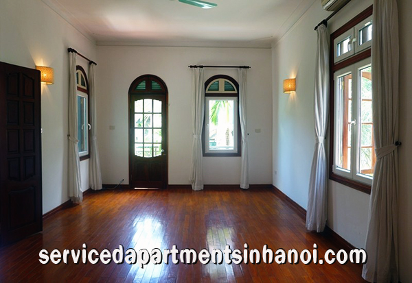 Biệt thự mang lối kiến trúc Pháp với 4 phòng ngủ cho thuê gần hồ Tây, quận Tây Hồ. 8