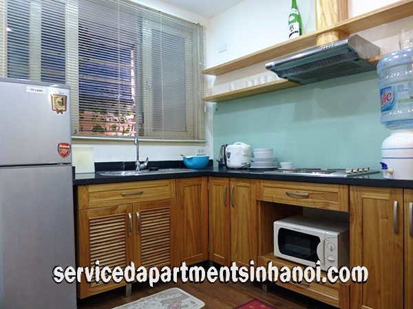 Cho thuê căn hộ dịch vụ giá rẻ 1 phòng ngủ tại Trần Phú, Ba Đình 3