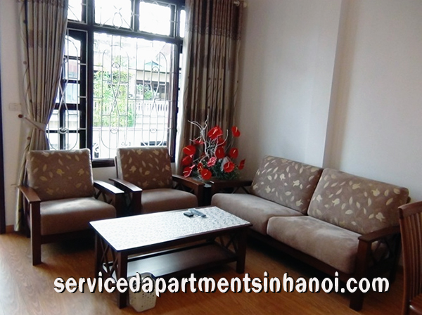 Cho thuê căn hộ dịch vụ đẹp gồm 1 phòng ngủ tại Trần Phú, Ba Đình 5