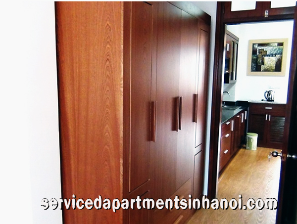 Cho thuê căn hộ dịch vụ đẹp gồm 1 phòng ngủ tại Trần Phú, Ba Đình 1