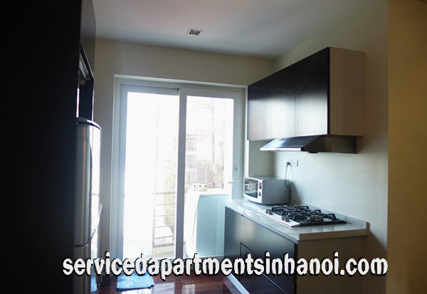 Cho thuê căn hộ dịch vụ 2 phòng ngủ tại phố Tô Ngọc Vân , Tây Hồ 3