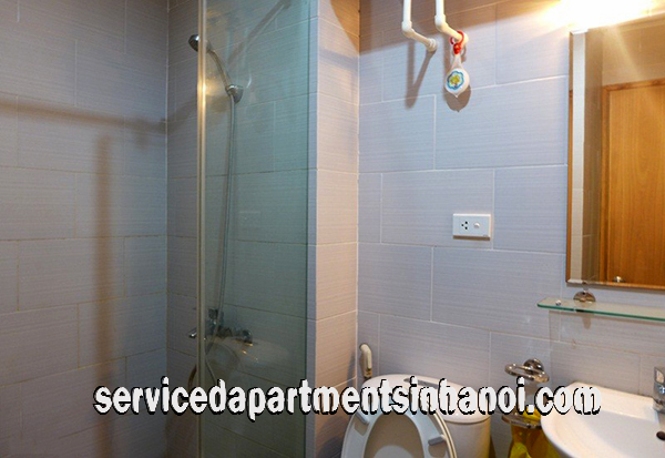 Cho thuê căn hộ dịch vụ 2 phòng ngủ gần phố cổ , Ba Đình 2