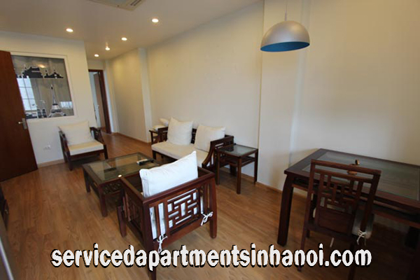 Căn hộ một phòng ngủ hiện đại và rộng rãi với view hồ Trúc Bạch, 800 $ / tháng 3