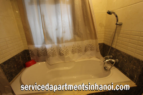 Căn hộ một phòng ngủ hiện đại và rộng rãi với view hồ Trúc Bạch, 800 $ / tháng 7