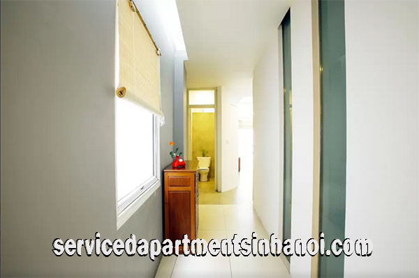 Cho thuê căn hộ dịch vụ 2 phòng ngủ khu vực hồ Trúc Bạch,Ba Đình 2
