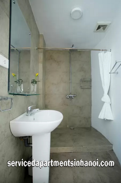 Cho thuê căn hộ dịch vụ 3 phòng ngủ khu vực hồ Trúc Bạch,Ba Đình 2