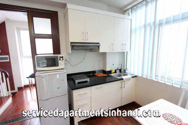 Cho thuê căn hộ dịch vụ 1 phòng ngủ yên tĩnh, tầm nhìn đẹp tại trung tâm quận Hoàn Kiếm 4
