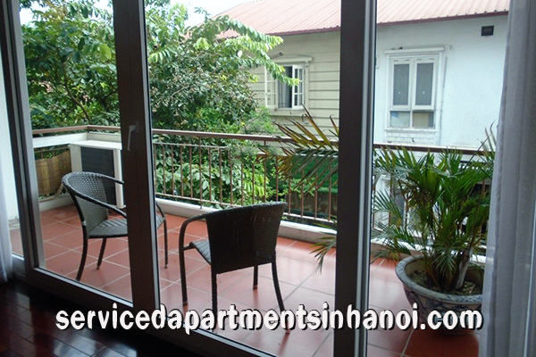 Căn hộ hai phòng ngủ hiện đại và rộng rãi cho thuê tại Trúc Bạch, Ba Đình 1