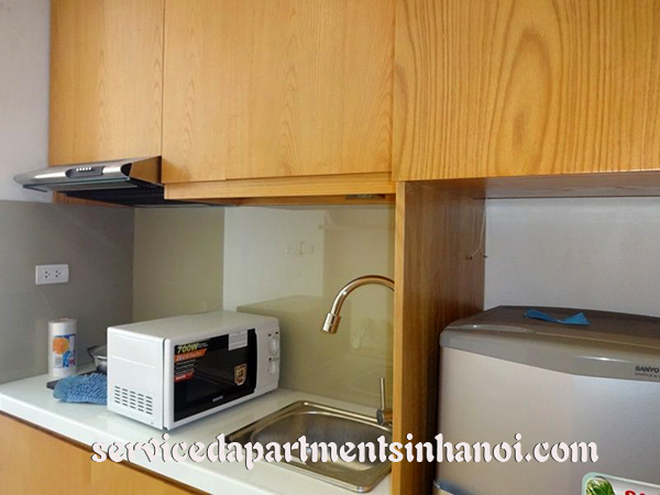 Một căn hộ phong cách mới, nội thất đẹp cho thuê ở phố Linh Lang, Ba Đình 3