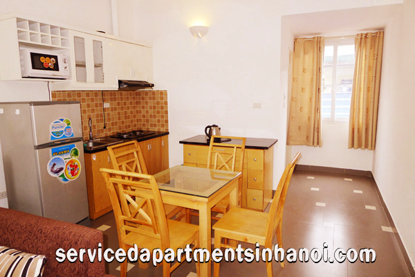 Một căn hộ dịch vụ có không gian yên tĩnh cho thuê ở Linh Lang, Ba Đình 6
