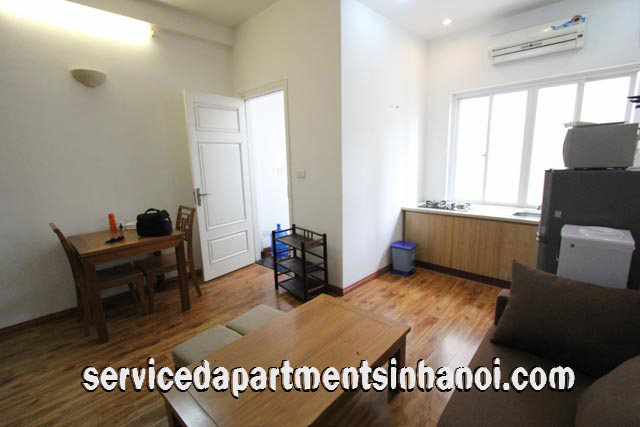 Cho thuê căn hộ dịch vụ 1 phòng ngủ gần Nhà hát lớn, Hai Bà Trưng, Hà Nội 1