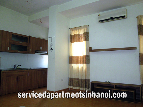 Cho thuê giá rẻ căn hộ dịch vụ 2 phòng ngủ tại đường Kim Mã, quận Ba Đình 2