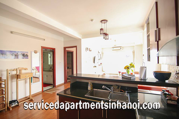 Cho thuê căn hộ dịch vụ 2 phòng ngủ rộng rãi tại trung tâm quận Ba Đình 4