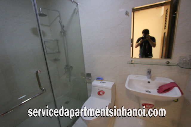 Cho thuê căn hộ dịch vụ hiện đại 3 phòng ngủ tại đường Trần Duy Hưng, quận Cầu Giấy 3