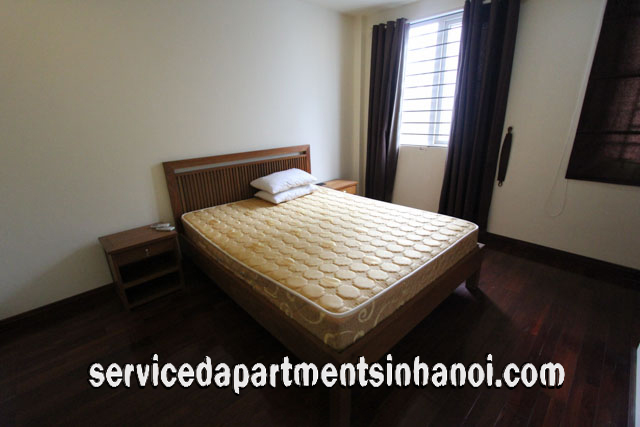 Căn hộ dịch vụ 2 phòng ngủ cho thuê tại phố Ngọc Khánh, quận Ba Đình 8