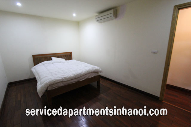 Căn hộ dịch vụ 2 phòng ngủ cho thuê tại phố Ngọc Khánh, quận Ba Đình 9
