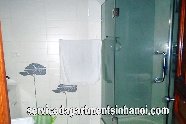 Cho thuê căn hộ 1 phòng ngủ rộng rãi và hiện đại, cạnh Hồ Tây 6