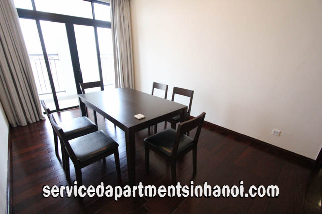 Cho thuê căn hộ hiện đại 2 ngủ tại tòa nhà R4, Vinhomes Royal City 4