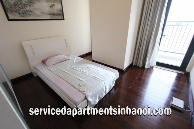 Cho thuê căn hộ hiện đại 2 ngủ tại tòa nhà R4, Vinhomes Royal City 1