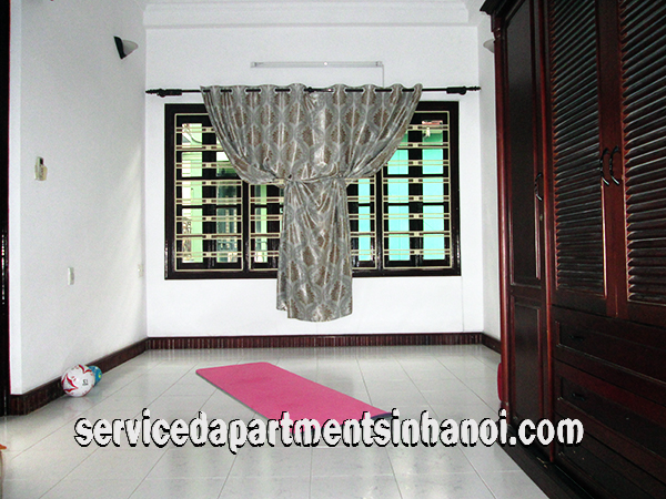 Cho thuê nhà mới được tân trang 2 phòng ngủ tại quận Hoàn Kiếm 2