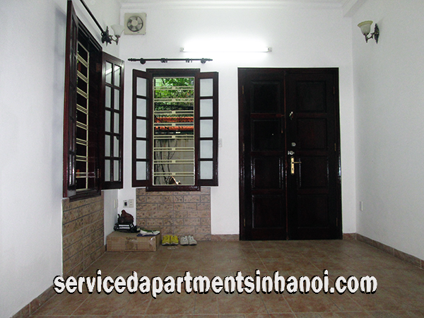 Cho thuê nhà mới được tân trang 2 phòng ngủ tại quận Hoàn Kiếm 7