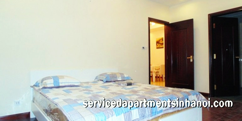 Cho thuê căn hộ 2 phòng ngủ đầy đủ tiện nghi tại tòa nhà R1, Royal City,quận Thanh Xuân 4