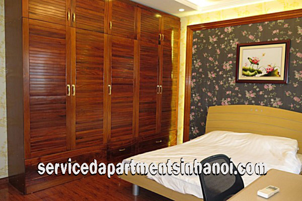 Cho thuê căn hộ dịch vụ 2 phòng ngủ gần công viên nước,quận Tây Hồ 10