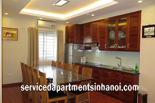 Cho thuê căn hộ dịch vụ 2 phòng ngủ gần công viên nước,quận Tây Hồ 5