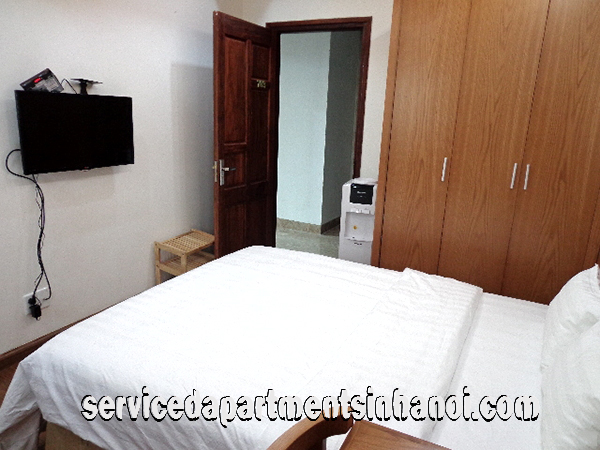 Cho thuê căn hộ đẹp, giá cực rẻ 350 $ gần phố Duy Tân, quận Cầu Giấy 9