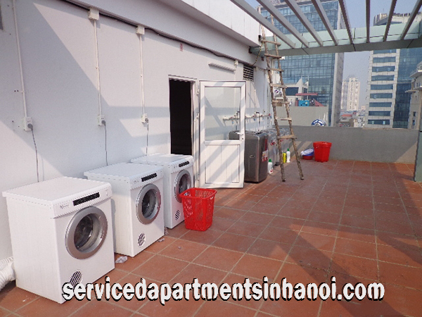 Cho thuê căn hộ đẹp, giá cực rẻ 350 $ gần phố Duy Tân, quận Cầu Giấy 4