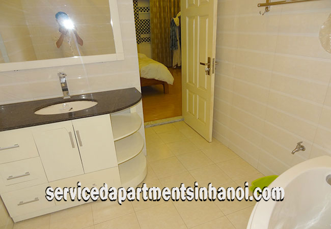 Căn hộ dịch vụ hiện đại 2 phòng ngủ cho thuê gần đường Âu Cơ, quận Tây Hồ 1