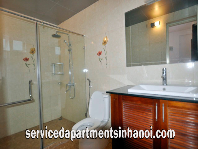 Cho thuê căn hộ dịch vụ rộng rãi, tươi sáng gần khách sạn Intercontinental, Tây Hồ 5