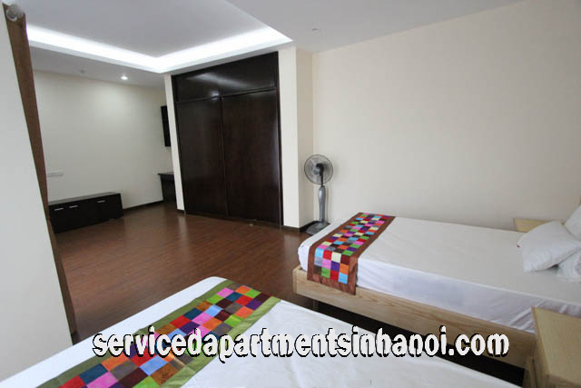 Cho thuê căn hộ dịch vụ hoàn toàn mới với 2 phòng ngủ tại đường Âu Cơ, quận Tây Hồ 6