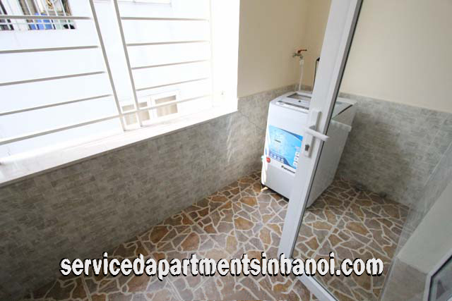Cho thuê căn hộ dịch vụ hiện đại 2 phòng ngủ tại quận Tây Hồ, gần Hồ Tây 2