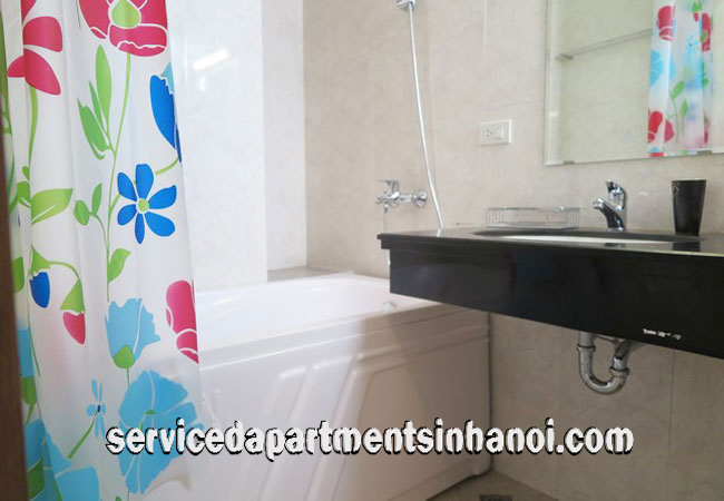 Cho thuê căn hộ dịch vụ hoàn toàn mới 1 phòng ngủ tại phố Ling Lanh, quận Ba Đình 2