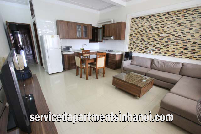 Căn hộ dịch vụ tiện nghi với 2 phòng ngủ cho thuê gần hồ Tây,quận Tây Hồ 2