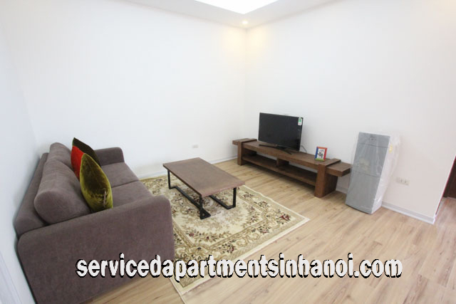 Cho thuê căn hộ dịch vụ 1 phòng ngủ tại Văn Cao, quận Ba Đình 1