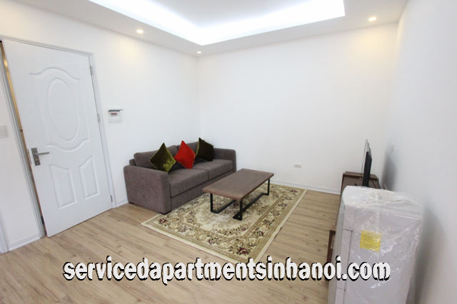 Cho thuê căn hộ dịch vụ 1 phòng ngủ tại Văn Cao, quận Ba Đình 2