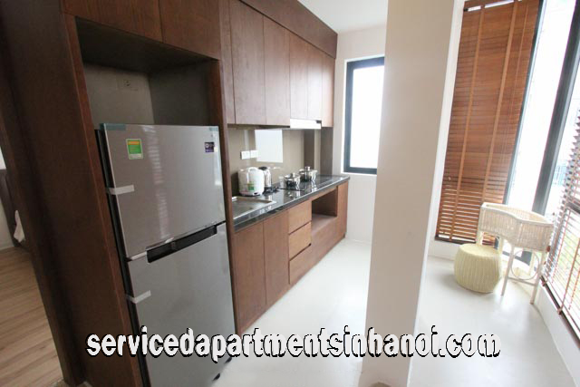 Cho thuê căn hộ dịch vụ 1 phòng ngủ tại Văn Cao, quận Ba Đình 6