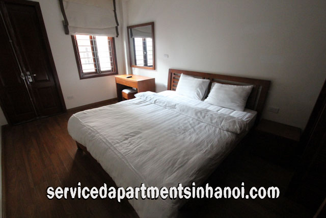 Cho thuê căn hộ dịch vụ 3 phòng ngủ trên đường Quảng An, View Hồ Tây cực đẹp 7
