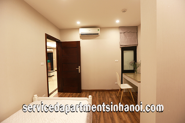 Cho thuê căn hộ hiện đại 3 phòng ngủ trên đường Nghi Tàm, Tây Hồ 2