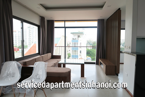 Căn hộ dịch vụ hoàn toàn mới 2 phòng ngủ cho thuê tại đường Đặng Thai Mai, quận Tây Hồ 2