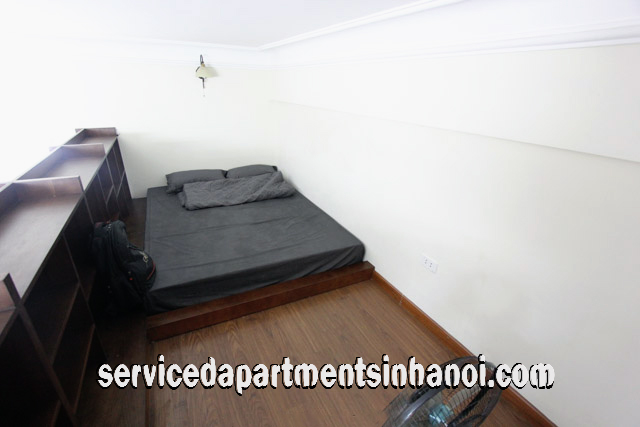Cho thuê căn hộ dịch vụ 1 phòng ngủ tại phố Nguyễn Trường Tộ, quận Ba Đình 5