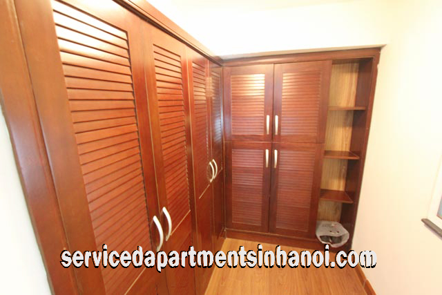 Cho thuê căn hộ dịch vụ 1 phòng ngủ tại phố Nguyễn Trường Tộ, quận Ba Đình 6