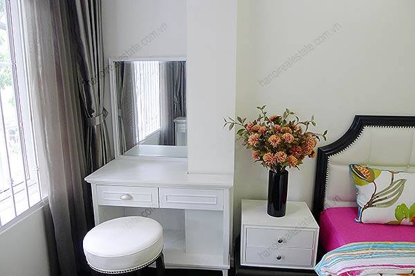 Cho thuê căn hộ 2 phòng ngủ hiện đại gần Nhà Hát Lớn, Hoàn Kiếm 10