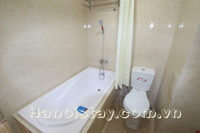 Cho thuê căn hộ 1 phòng ngủ gần Quần Ngựa Ba Đình 10